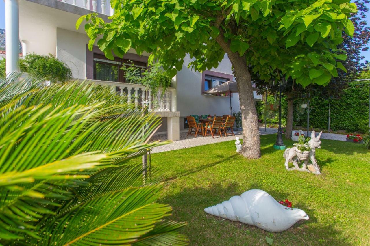 Apartmani Luis Kastela Exterior photo